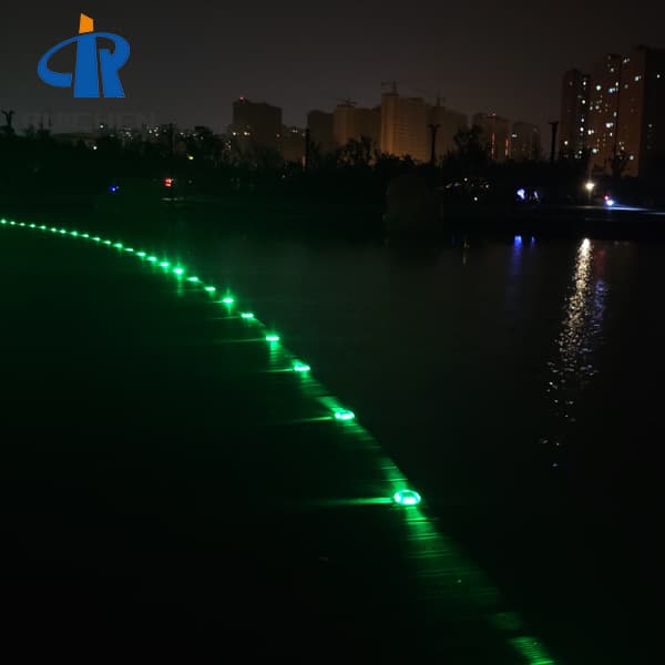 Green Slip Solar Cat Eyes In China For Parking Lot